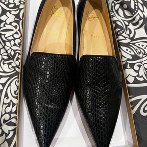 Red bottom flat size 11